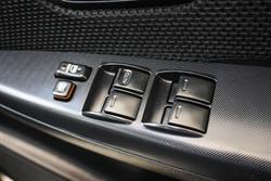 2014 Toyota Hilux SR