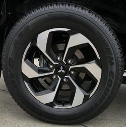 2024 Mitsubishi Pajero Sport Exceed