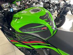 2023 Kawasaki Ninja ZX-6R ABS (636) KRT Edition Ninja Green