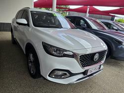 2022 MG HS Essence X
