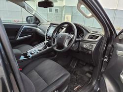 2023 Mitsubishi Pajero Sport GLS