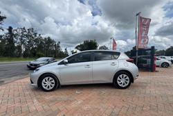 2015 Toyota Corolla Ascent ZRE182R Silver Pearl