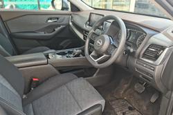 2024 Nissan X-TRAIL ST