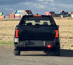 2026 KGM Musso EV 2WD Black Edge