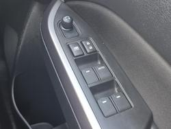 2018 Suzuki Vitara RT-S LY Savannah Ivory