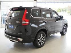 2025 Mahindra Scorpio Z8L+