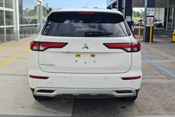 2024 Mitsubishi Outlander LS