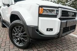 2024 Toyota Landcruiser Prado GX