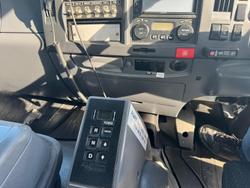 2010 Isuzu F Series FVZ 1400 WHITE
