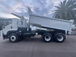 2012 Isuzu F Series FVZ 1400 WHITE