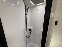 2025 JB Caravans Scorpion Sting 22' Fd Large Ensuite Cafe