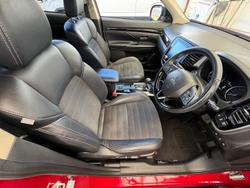 2020 Mitsubishi Outlander LS