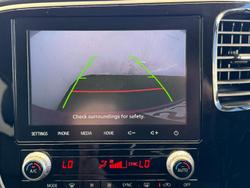 2020 Mitsubishi Outlander LS