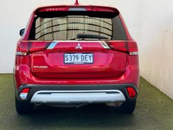 2020 Mitsubishi Outlander LS