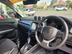 2025 SUZUKI VITARA