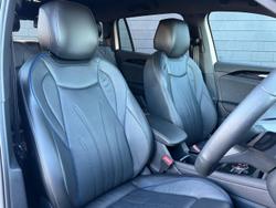 2025 Volkswagen Tayron 195TSI R-Line R4 MY25 Four Wheel Drive Pure White