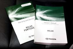 2022 Toyota Hilux SR5