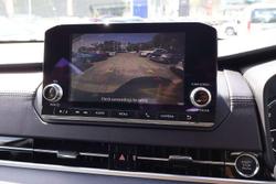 2024 Mitsubishi Outlander ES