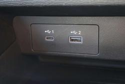 2024 Mitsubishi Outlander ES