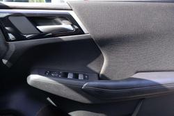 2024 Mitsubishi Outlander ES