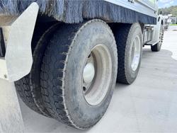 1998 Freightliner Fl80