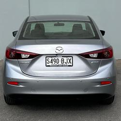 2016 Mazda 3 Maxx