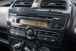 2016 Mitsubishi Mirage ES