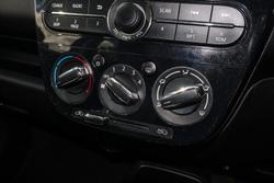 2016 Mitsubishi Mirage ES