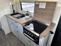 2025 LPT Caravans 1700F- Qb-25