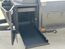 2025 LPT Caravans 1700F- Qb-25