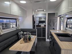 2026 Supreme Territory 1860_R_K1e3_T Cruisemaster Atx Bcs