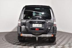 2015 Mitsubishi Pajero GLX