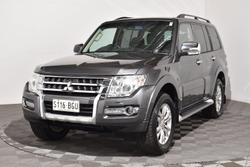 2015 Mitsubishi Pajero GLX