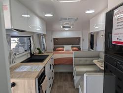 2026 Supreme Territory 2000_R_K1e1_T Cruisemaster Atx Bcs