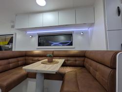 2026 Supreme Classic Tourer 2160_R_K1e1_T