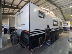 2026 Supreme Classic Tourer 2160_R_K1e1_T