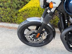 2024 Royal Enfield INTERCEPTOR 650 E5 CLASSIC BARCELONA