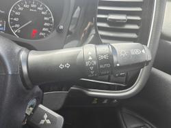 2021 Mitsubishi Outlander ES