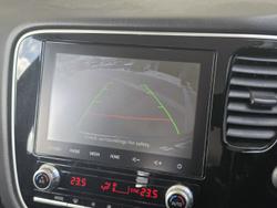 2021 Mitsubishi Outlander ES