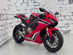 Honda CBR1000RRA ABS Fireblade
