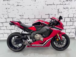 2017 Honda CBR1000RRA ABS Fireblade Fireblade Red