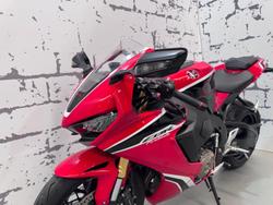 2017 Honda CBR1000RRA ABS Fireblade Fireblade Red