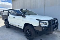 2024 Mitsubishi Triton GLX+
