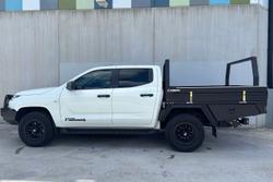 2024 Mitsubishi Triton GLX+