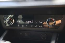 2024 Mitsubishi Outlander ES