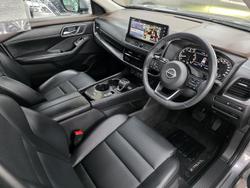 2025 Nissan X-TRAIL ST-L