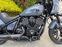 2023 Indian SPORT CHIEF CRUISER STEALTH GRAY