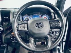 2022 RAM 1500 Limited RamBox DT MY22 4X4 Dual Range Bright White