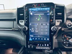 2022 RAM 1500 Limited RamBox DT MY22 4X4 Dual Range Bright White