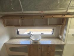 2022 Avan Aspire 555 Poptop